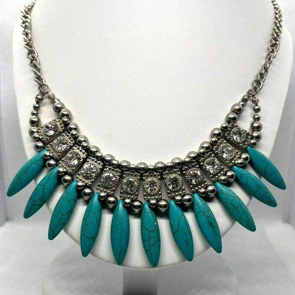 Southwest Faux Turquoise Rhinestone Silver Tone Collar Bib Women's Necklce - Picture 3 of 6